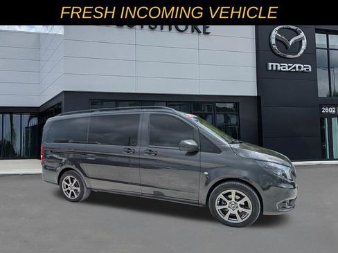 Used 2023 Mercedes-Benz Metris Passenger image 1