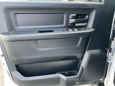 Used 2013 RAM 2500 Tradesman w/ Chrome Appearance Group AWD/4WD image 24