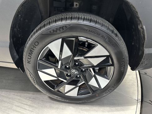 Certified 2024 Hyundai Kona SEL AWD/4WD image 10