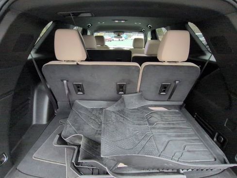 Used 2024 Chevrolet Traverse LS w/ Safety Package image 25