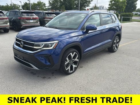 Used 2023 Volkswagen Taos SEL AWD/4WD image 3