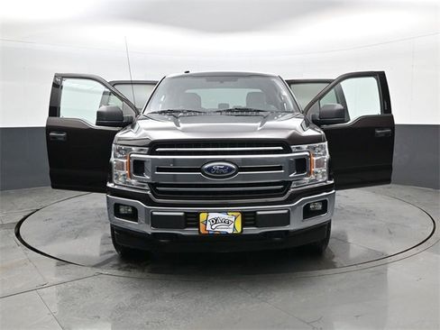 Used 2018 Ford F150 XLT image 32