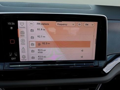 New 2026 Volkswagen Atlas Peak Edition AWD/4WD image 24