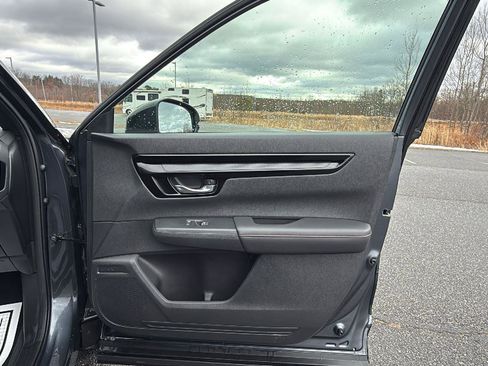 Used 2025 Honda CR-V Sport Touring image 18