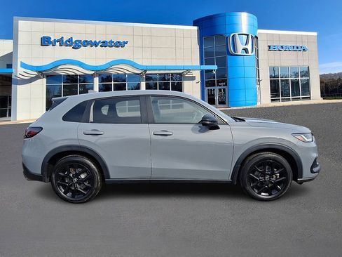 Used 2023 Honda HR-V Sport image 7