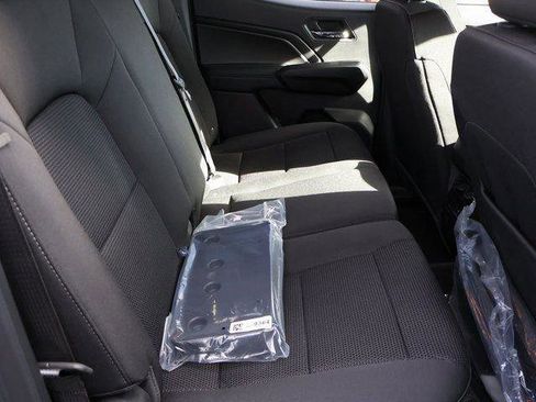 New 2026 GMC Canyon Elevation image 11