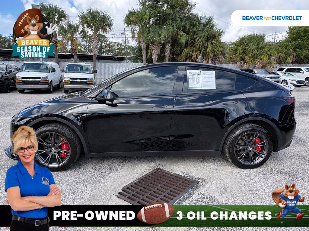 Used 2025 Tesla Model Y Long Range RWD image 4