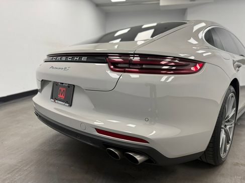Used 2018 Porsche Panamera 4S AWD/4WD image 16
