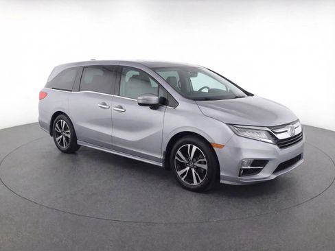 Used 2019 Honda Odyssey Elite image 2