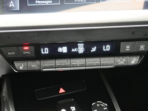 Used 2023 Audi Q4 e-tron Premium Plus AWD/4WD image 29