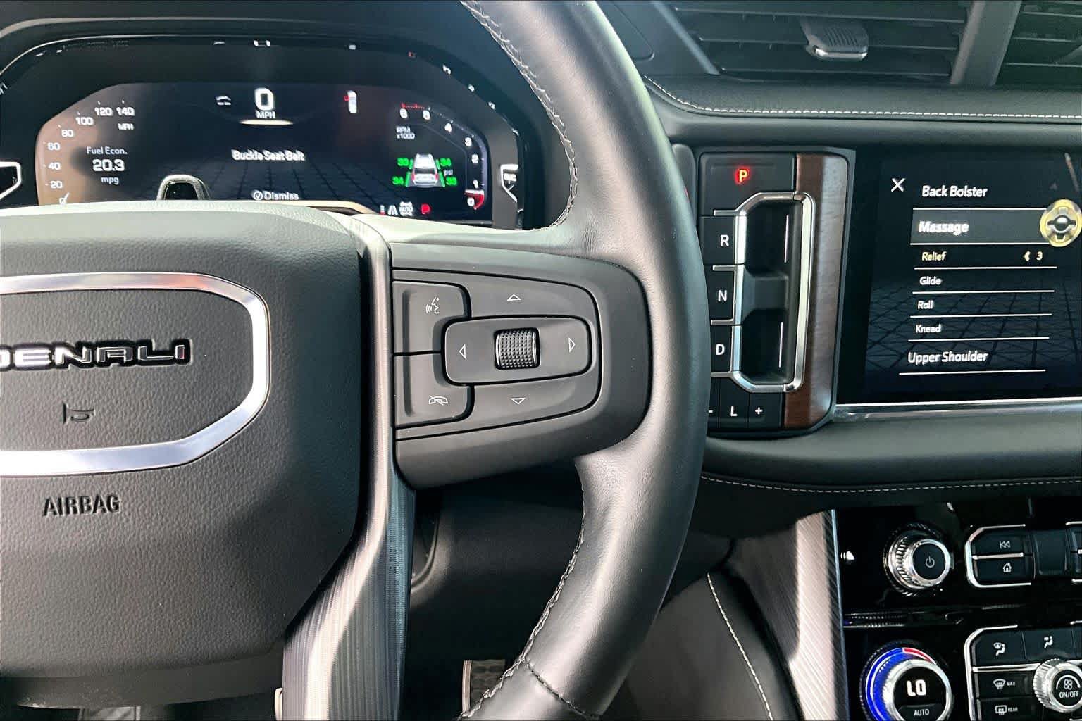 Used 2024 GMC Yukon XL Denali Ultimate AWD/4WD image 25