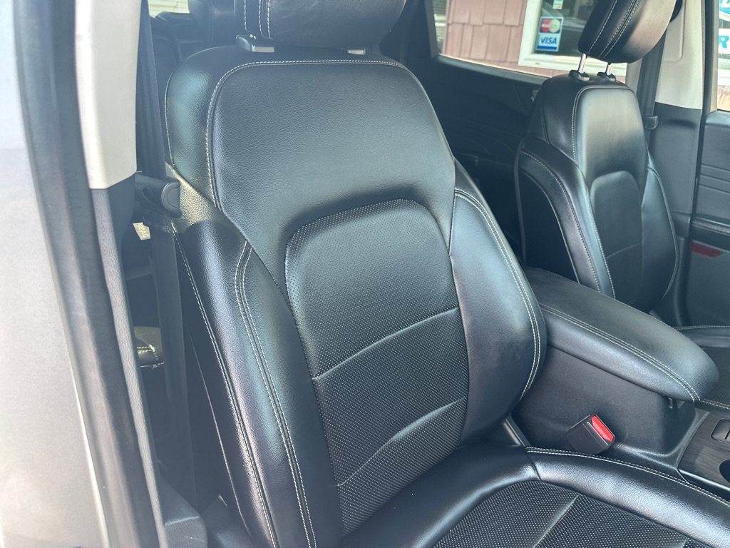 Used 2021 Ford Escape SEL FWD image 9