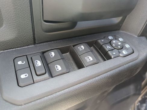 New 2026 RAM 2500 Tradesman AWD/4WD image 19