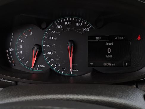 Used 2018 Chevrolet Trax LT w/ Redline Edition FWD image 18