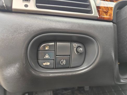 Used 2010 Jaguar XKR R image 17