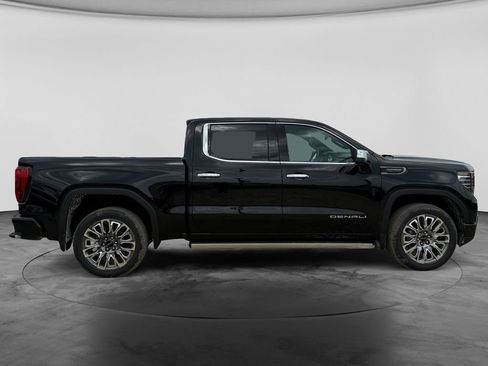 New 2026 GMC Sierra 1500 Denali Ultimate w/ LPO, Black Badging Package AWD/4WD image 8