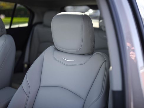 Used 2022 Cadillac XT4 Premium Luxury w/ Enhanced Visibility Package image 21