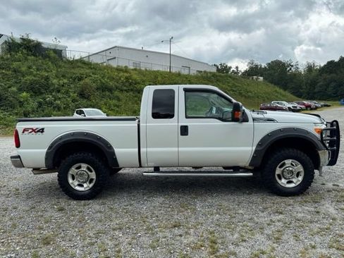 Used 2016 Ford F250 XLT w/ XLT Value Package AWD/4WD image 10