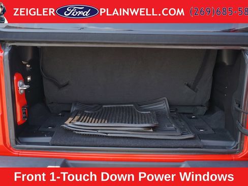 Used 2024 Jeep Wrangler Sport AWD/4WD image 10