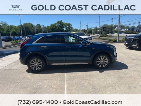 Used 2019 Cadillac XT4 Premium Luxury w/ Cold Weather Package FWD image 4