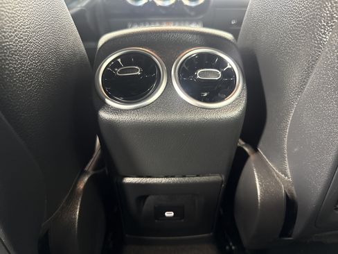 Used 2025 Mercedes-Benz CLA 250 image 24