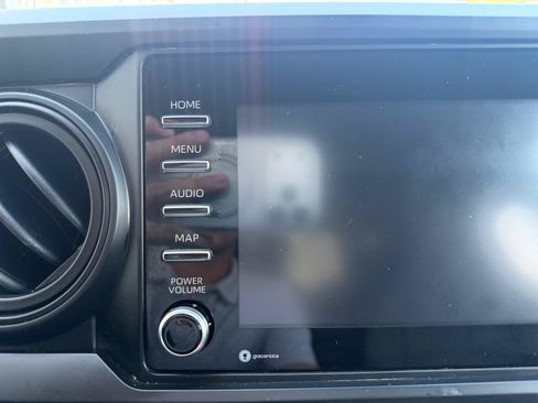 Used 2022 Toyota Tacoma SR RWD image 14