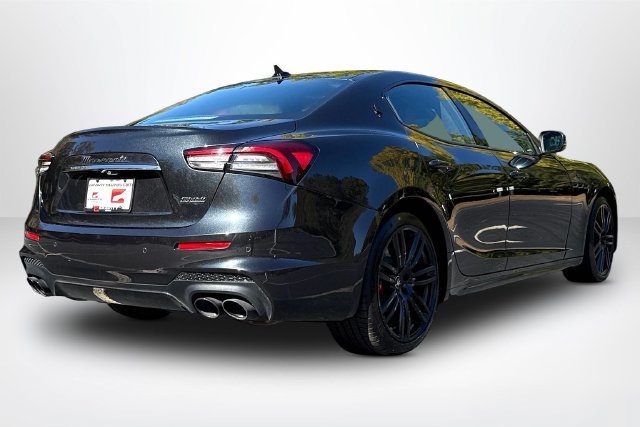 Used 2022 Maserati Ghibli Modena RWD image 5