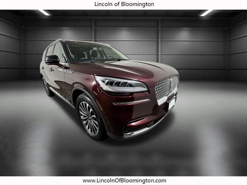 Certified 2022 Lincoln Aviator Reserve w/ Elements Package Plus AWD/4WD image 11