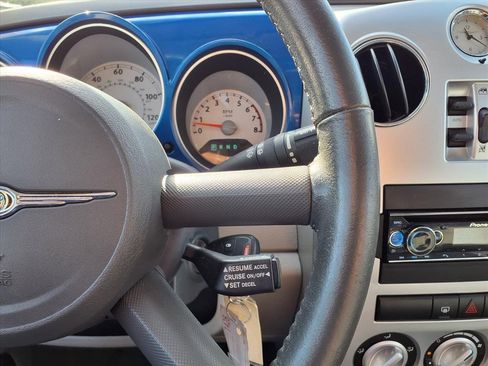 Used 2006 Chrysler PT Cruiser Limited image 10