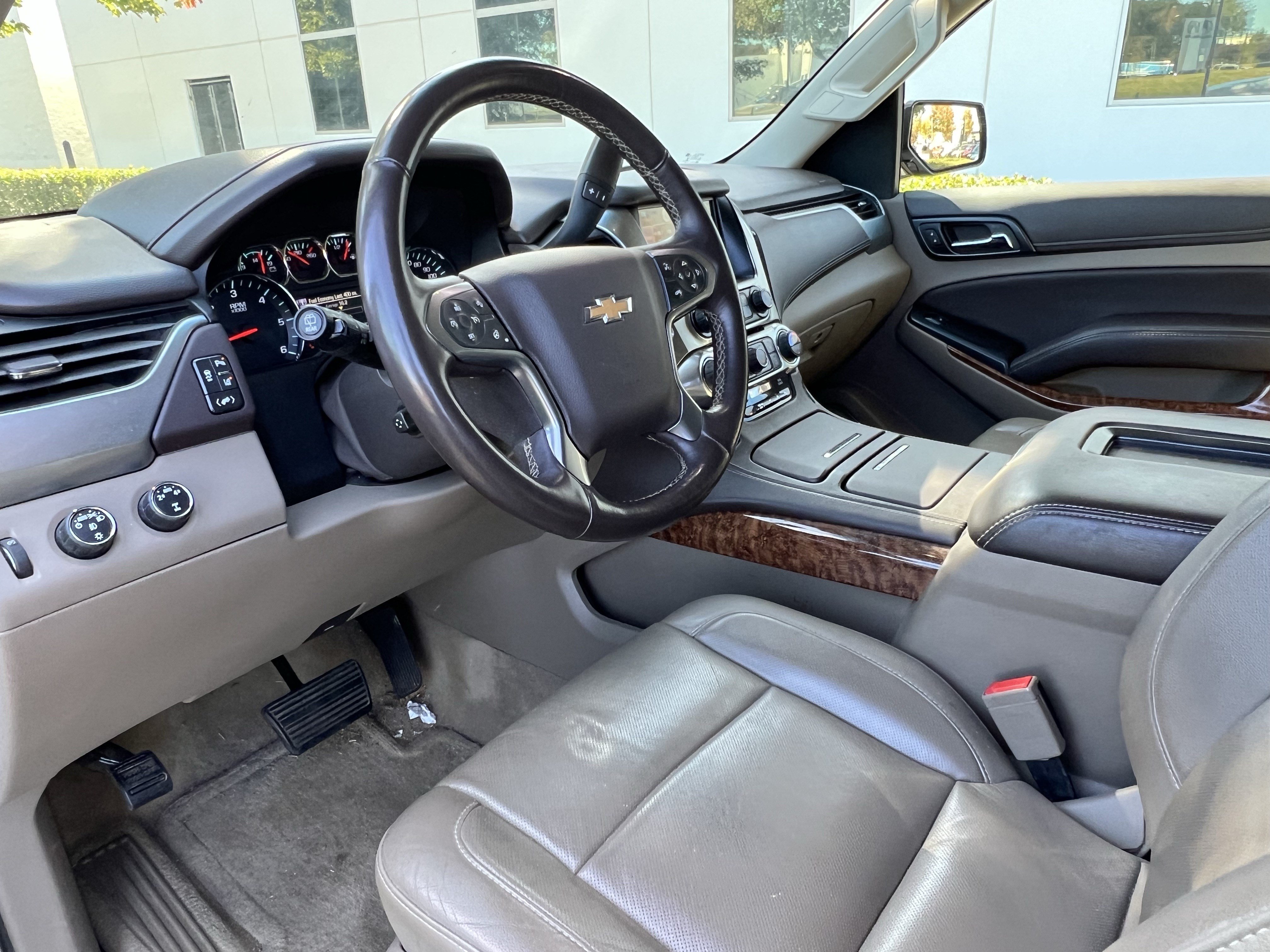 Used 2015 Chevrolet Tahoe LTZ AWD/4WD image 17