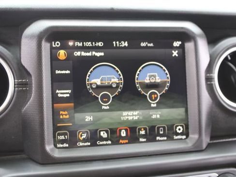 Used 2023 Jeep Wrangler Unlimited Sahara image 30