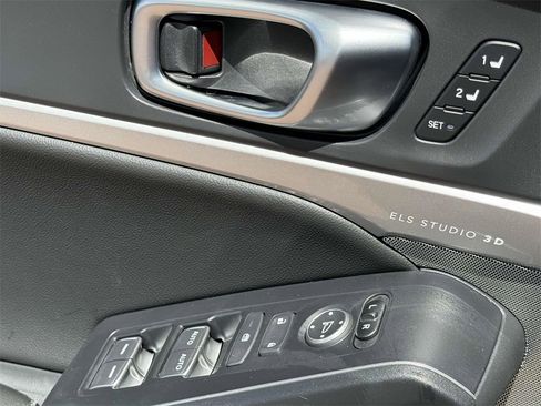 Certified 2025 Acura Integra A-Spec image 18