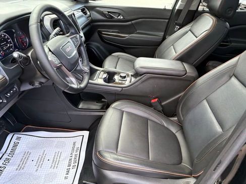 Used 2023 GMC Acadia AT4 w/ Technology Package image 9