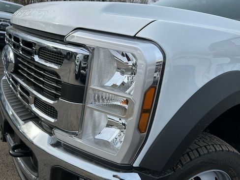 New 2026 Ford F550 4x4 Crew Cab image 34