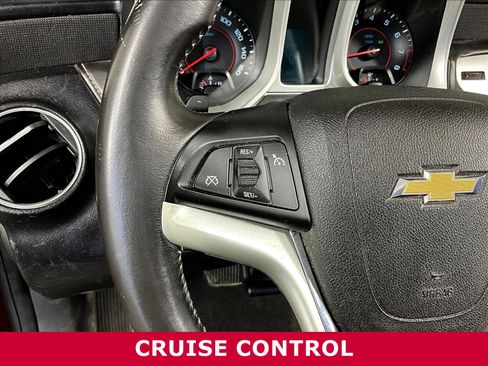 Used 2015 Chevrolet Camaro LT RWD image 10