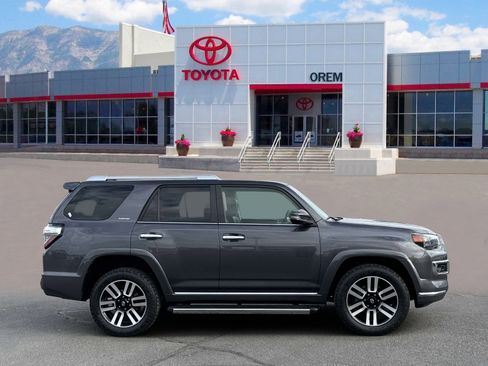 Used 2023 Toyota 4Runner Limited AWD/4WD image 3