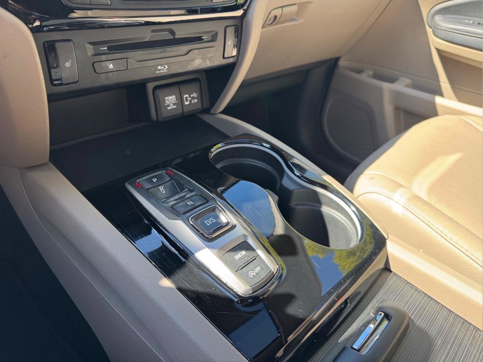 Used 2021 Honda Pilot Touring image 24