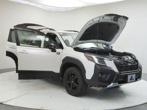 Used 2022 Subaru Forester Wilderness image 10