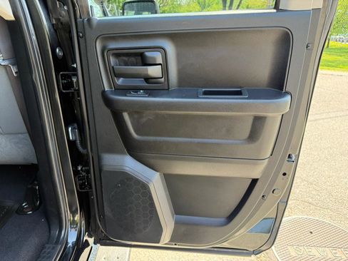 Used 2016 RAM 1500 Express w/ Black Ram 1500 Express Group AWD/4WD image 22