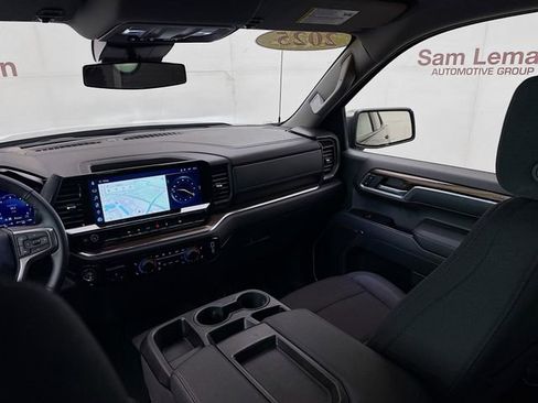Used 2025 Chevrolet Silverado 1500 LT image 26
