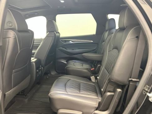 Used 2022 Buick Enclave Avenir w/ LPO, Floor Liner Package image 18