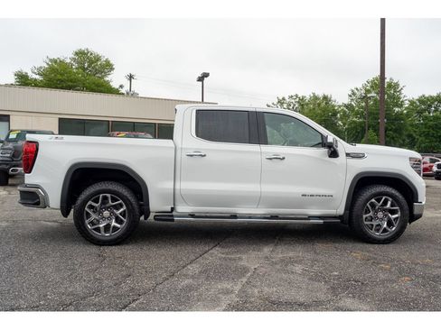 New 2026 GMC Sierra 1500 SLT w/ SLT Premium Plus Package AWD/4WD image 9