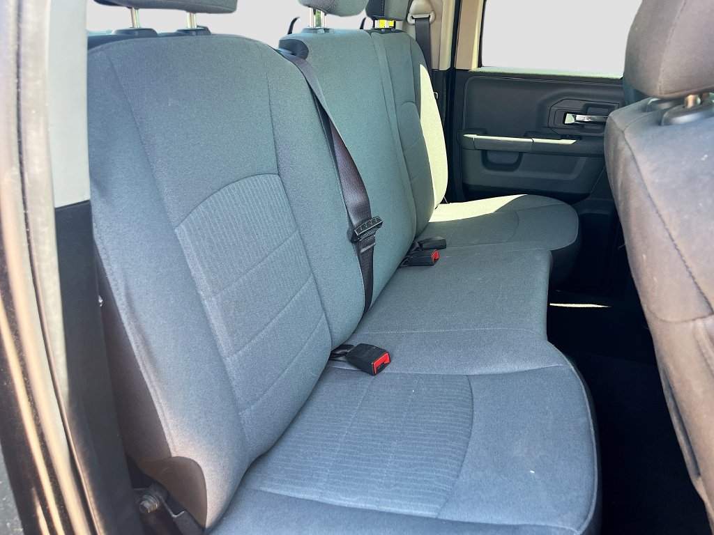 Used 2024 RAM 1500 Classic SLT AWD/4WD image 25