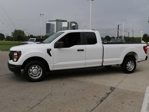 Used 2023 Ford F150 XL RWD image 4