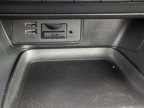 Used 2017 MAZDA MAZDA3 Touring image 33