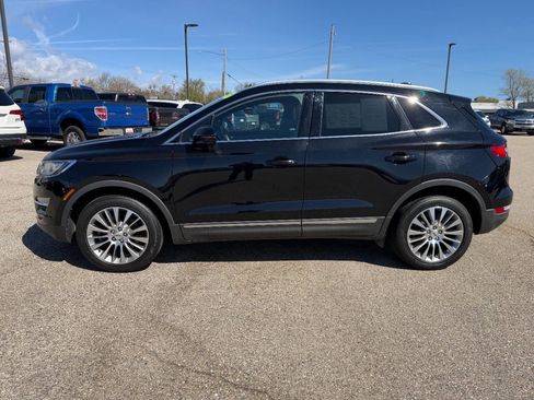 Used 2017 Lincoln MKC Reserve image 2