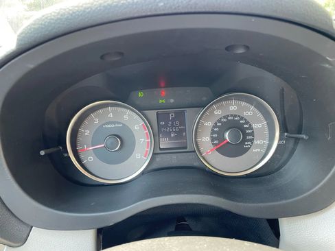 Used 2015 Subaru Forester 2.5i Limited image 24