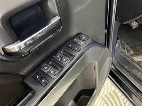 Used 2018 Chevrolet Silverado 1500 LT w/ Texas Edition AWD/4WD image 12