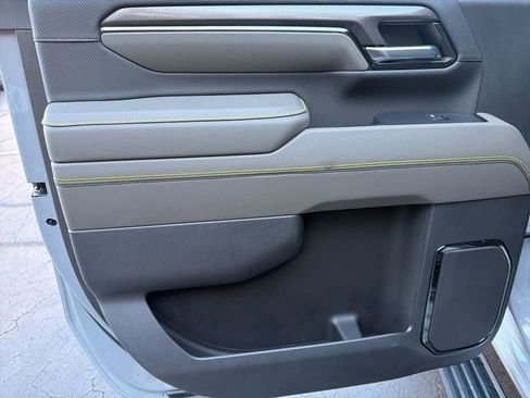 Certified 2024 Chevrolet Silverado 2500 ZR2 w/ Technology Package image 10