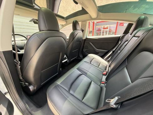 Used 2022 Tesla Model 3 RWD image 23